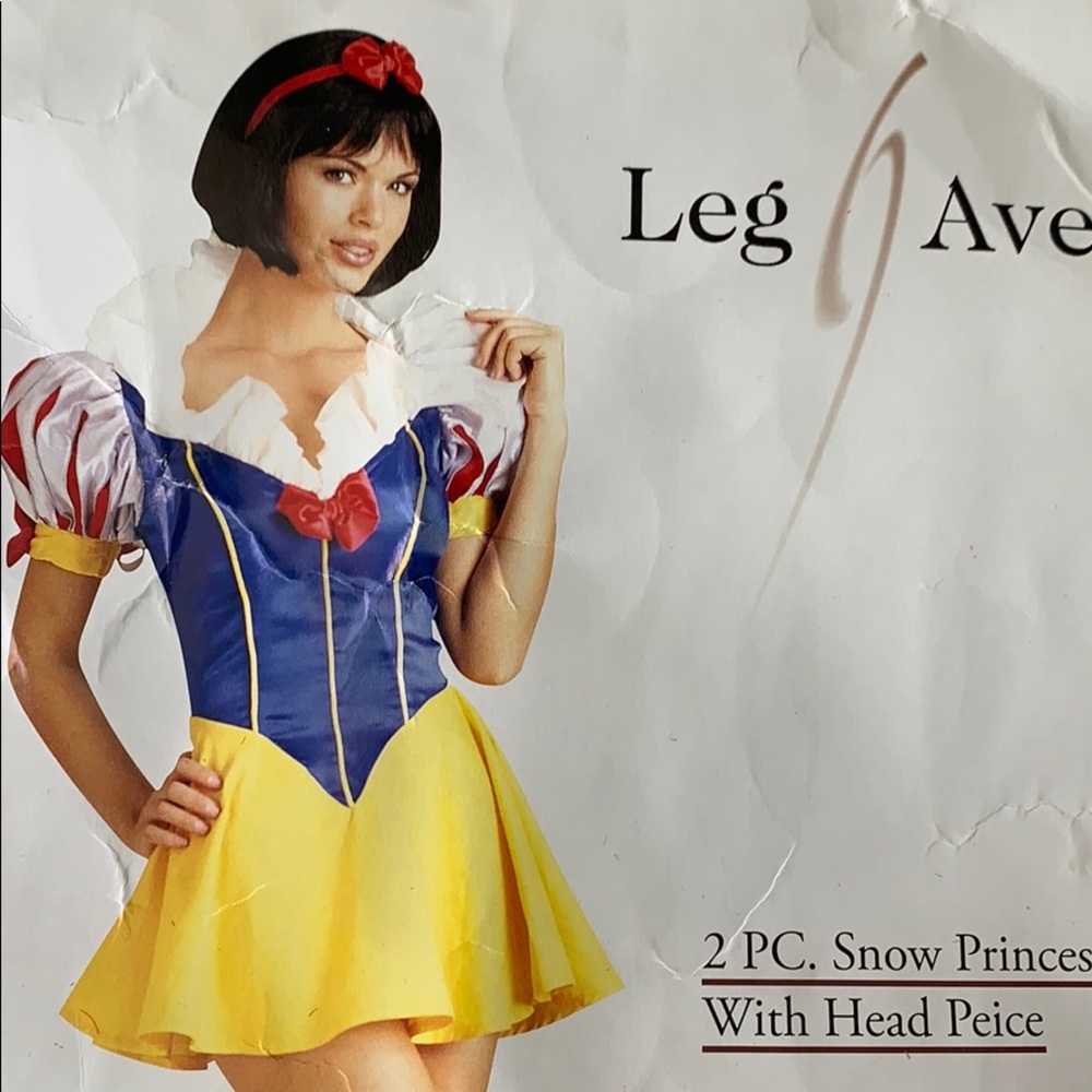 Snow White Costume
